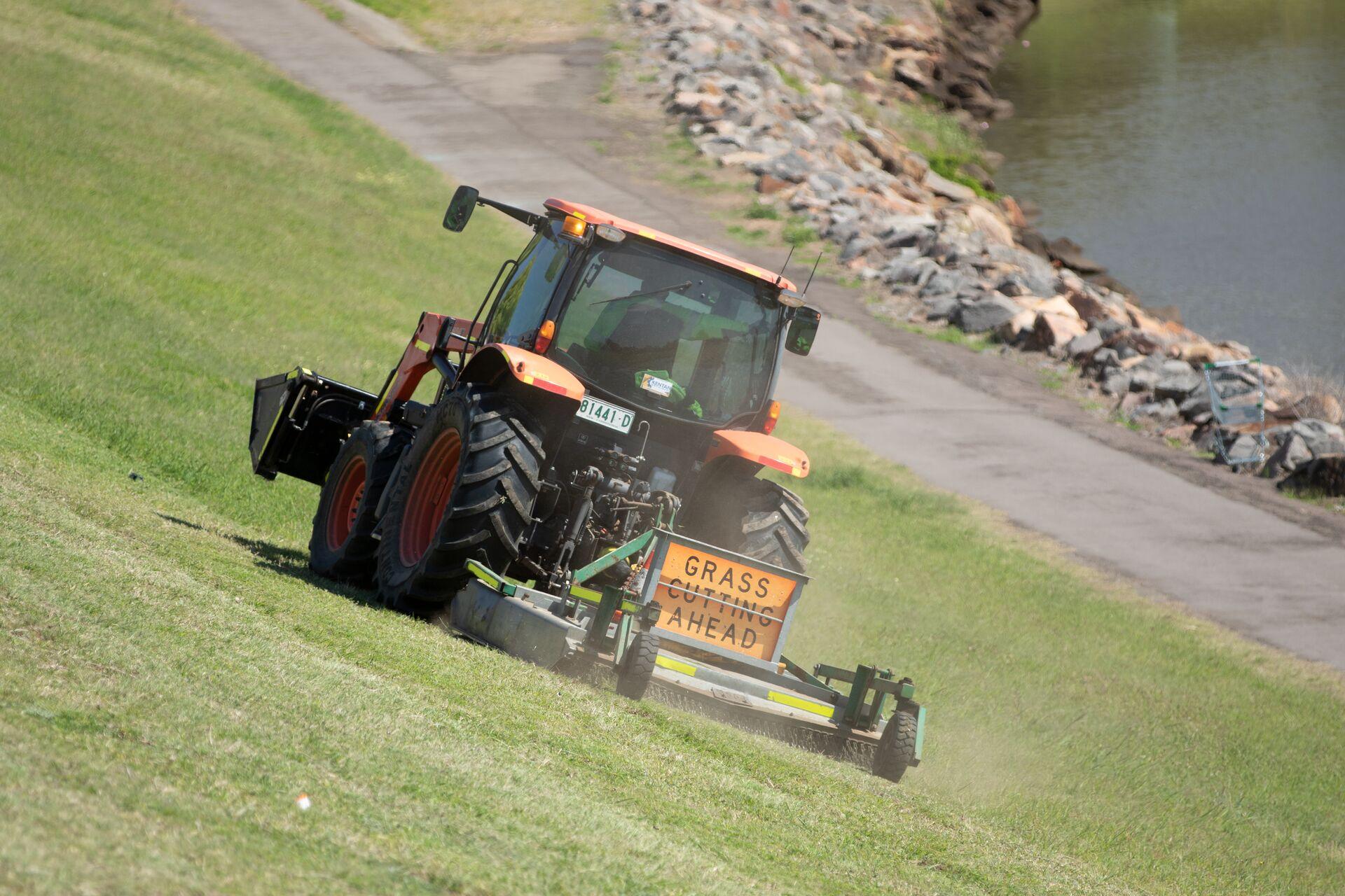 Facility maintenance and mowing Maitland City Council